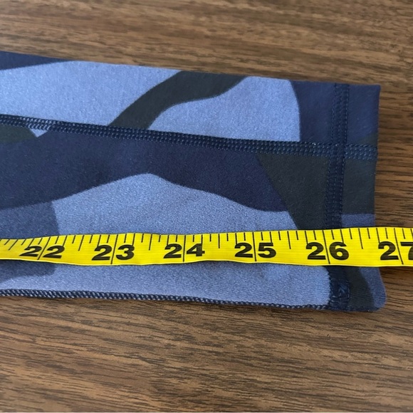❤️ Under armour Blue Camouflage Leggings fitted S - Picture 8 of 9